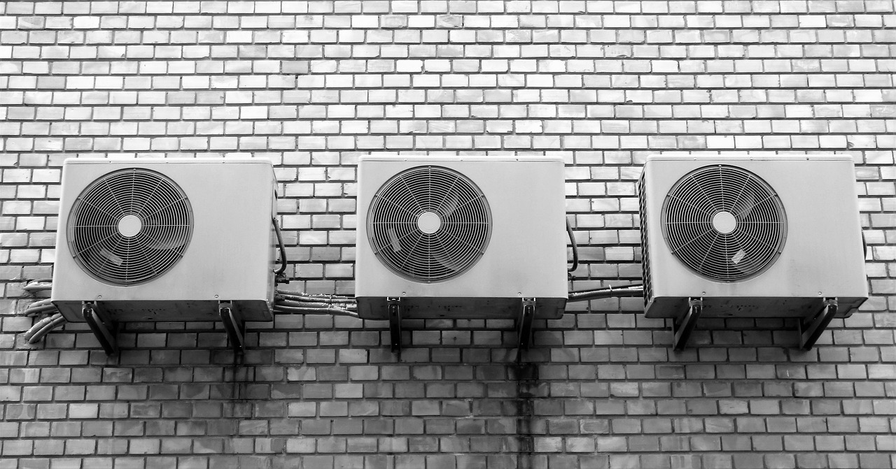 AC